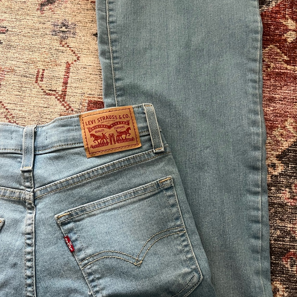 Women's Levi 726 Flare View 5